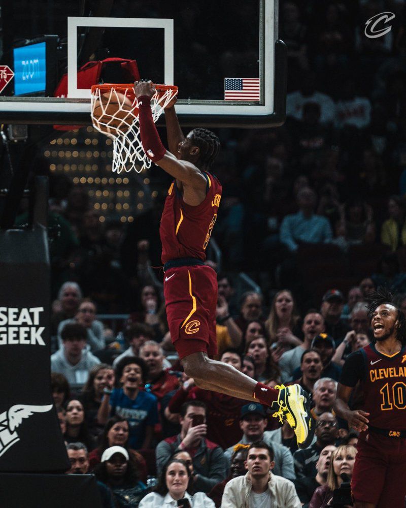 明日灰熊对阵太阳 贝恩出战成疑 莫兰特等7人缺席明日清晨6点，NBA季中锦标赛，灰熊将主场迎战太阳。